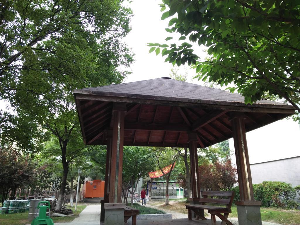 Yi Ju Homestay-zhuanqiao Subway Station, Minhang District *