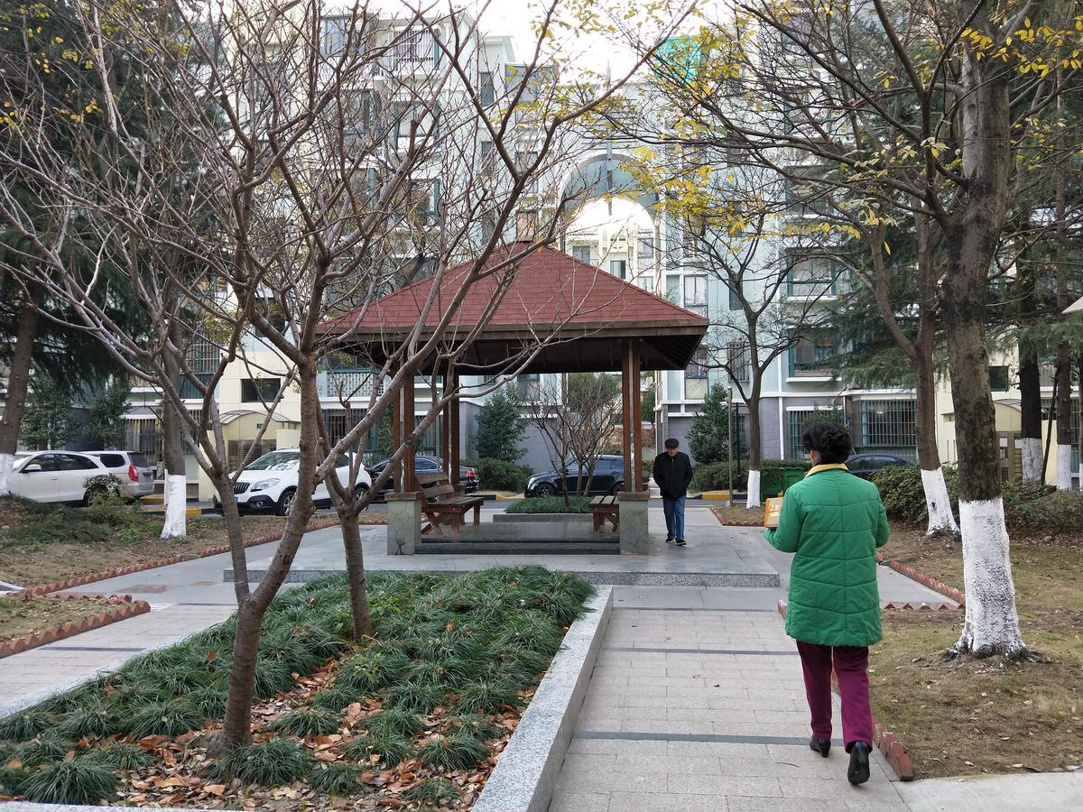 Yi Ju Homestay-zhuanqiao Subway Station, Minhang District *
