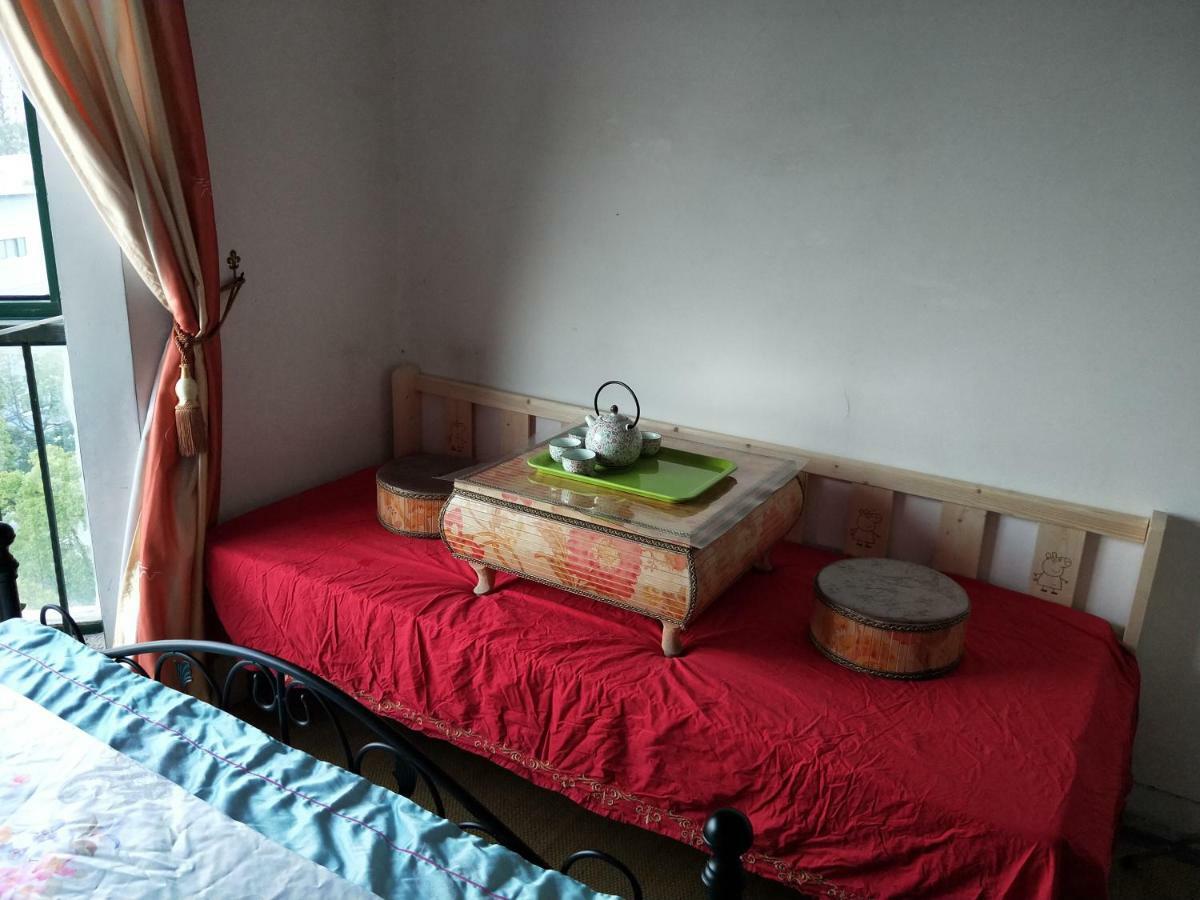 Homestay Yi Ju Homestay-zhuanqiao Subway Station, Minhang District *